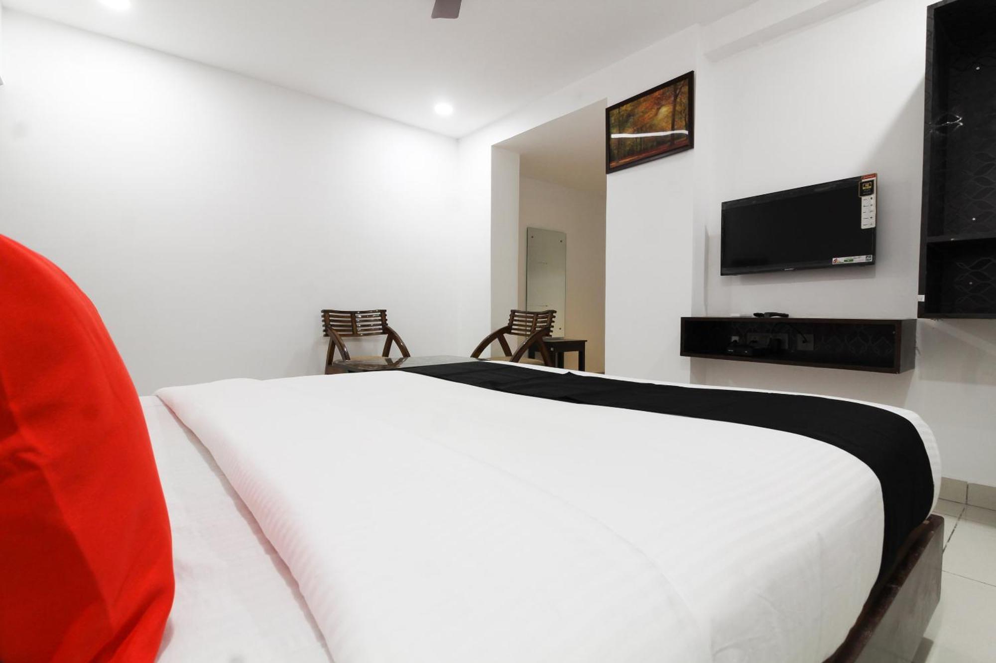 Super Mythri Hotel Near By Ecil, As Rao Nagar, Sainikpuri Maula Ali Ngoại thất bức ảnh
