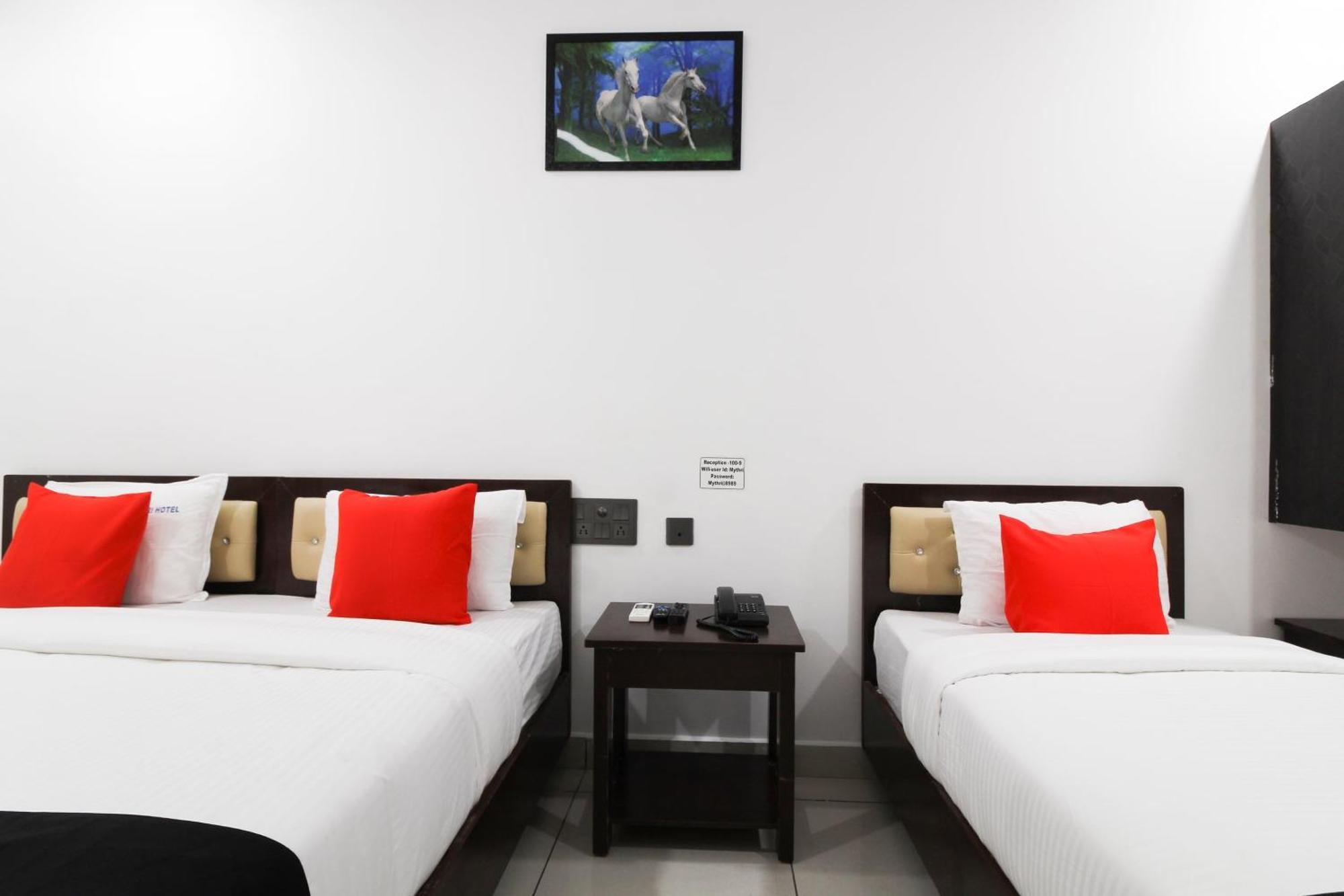 Super Mythri Hotel Near By Ecil, As Rao Nagar, Sainikpuri Maula Ali Ngoại thất bức ảnh