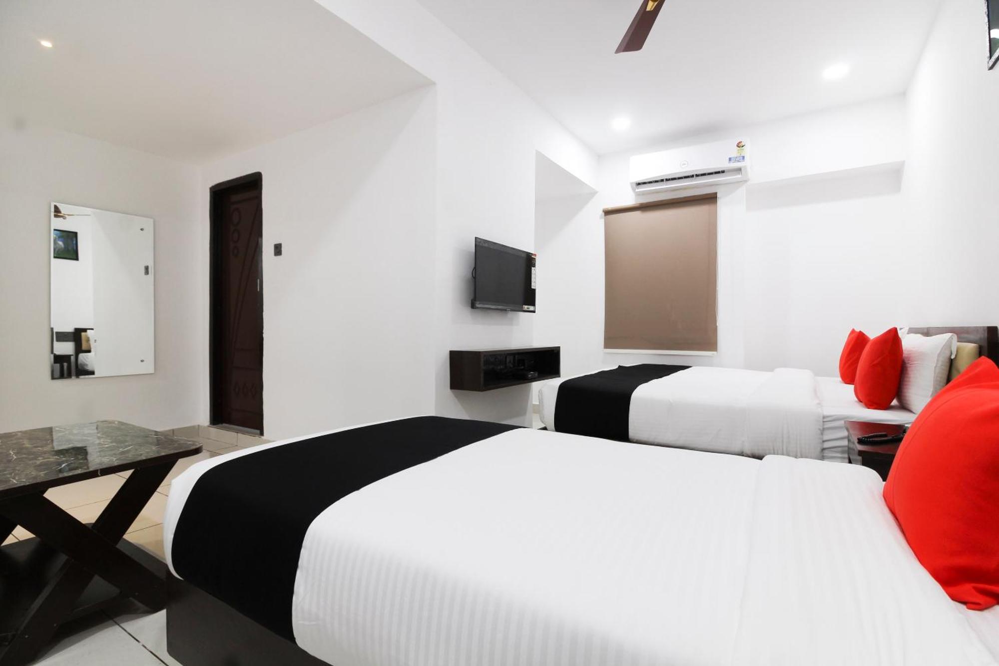 Super Mythri Hotel Near By Ecil, As Rao Nagar, Sainikpuri Maula Ali Ngoại thất bức ảnh