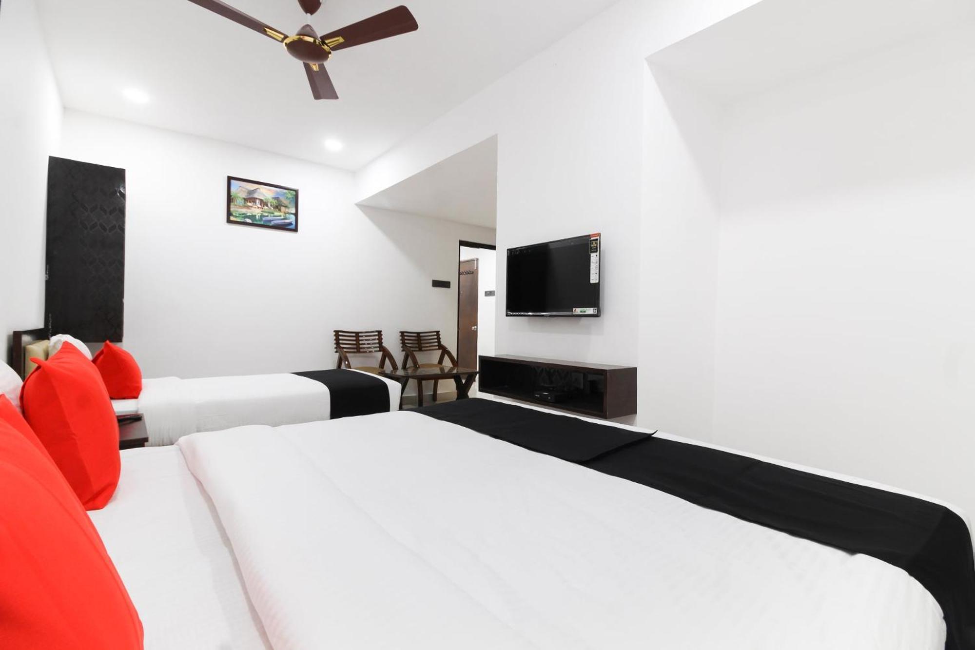 Super Mythri Hotel Near By Ecil, As Rao Nagar, Sainikpuri Maula Ali Ngoại thất bức ảnh